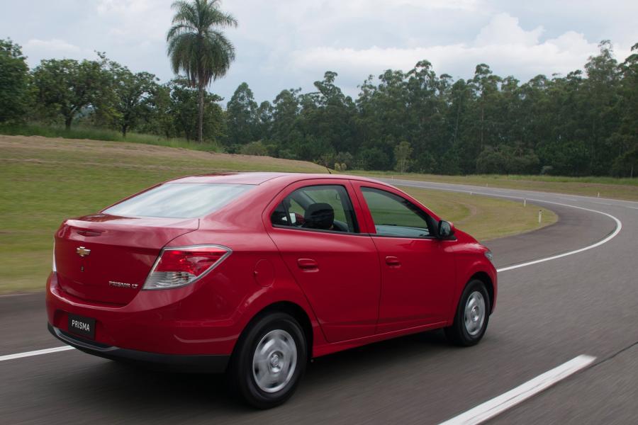  Chevrolet Prisma LT 2013 года  (фото 26 из 40)